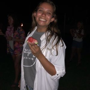 Meet your Posher, Abigail